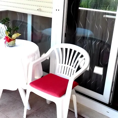 Apartman Zoja Apartment *